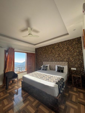 Baakhli Guest House and Restaurant